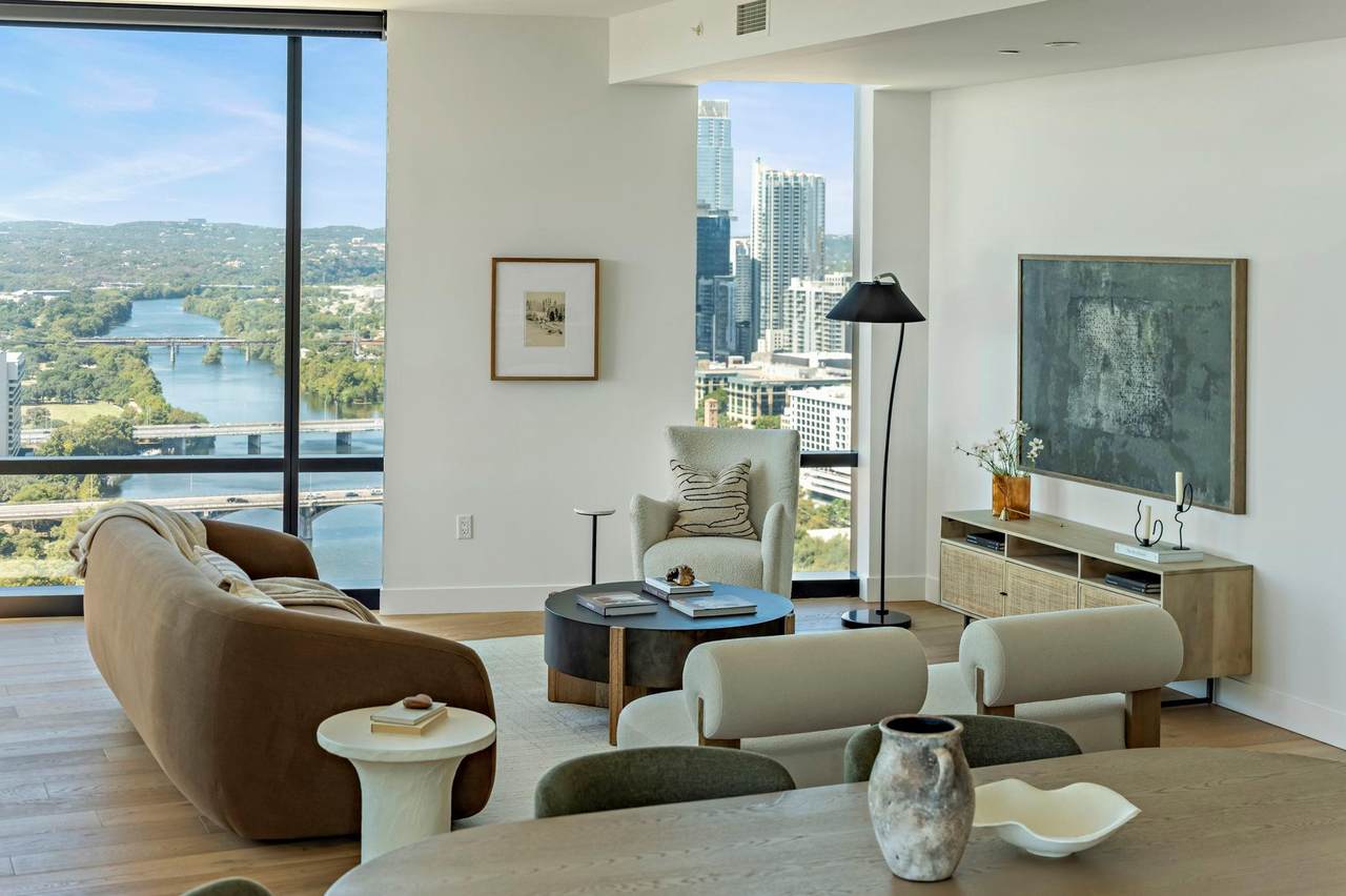 70 Rainey St - Photo 1