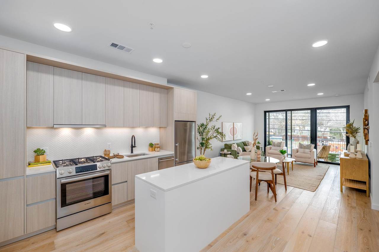 2209 1st St - Photo 1
