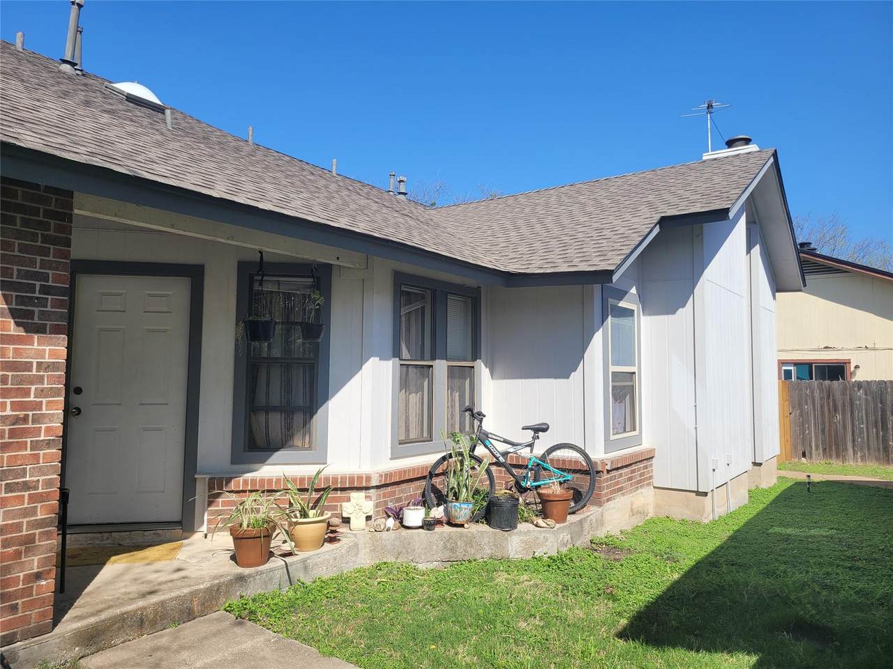 1804 Rawhide Dr - Photo 1