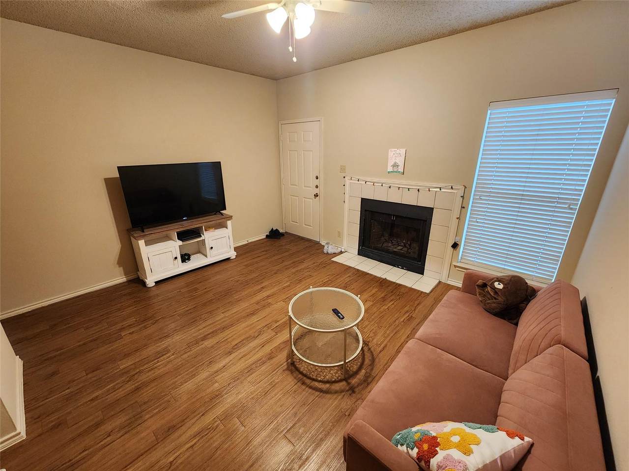 2414 Longview St - Photo 1