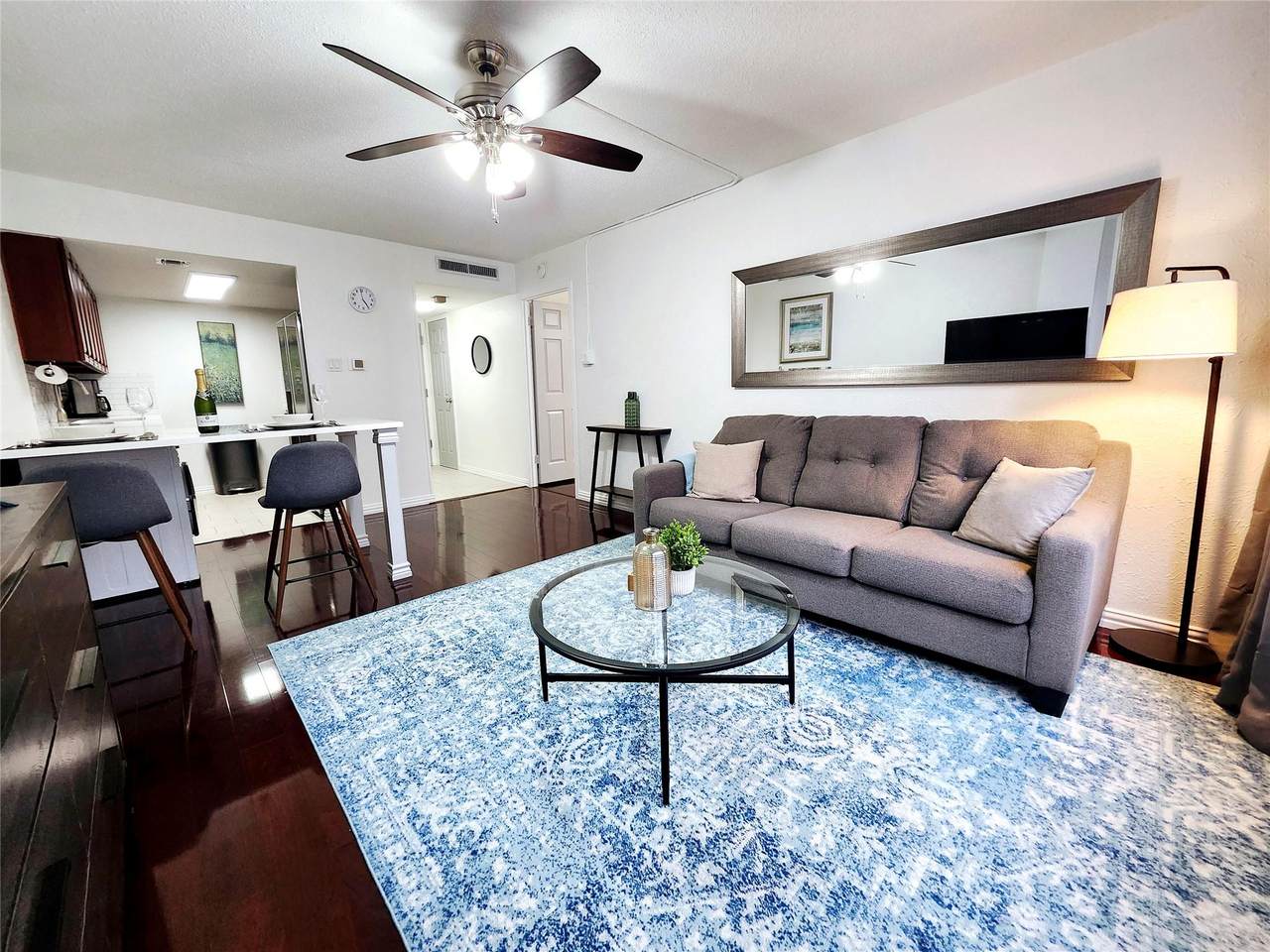 1800 Lavaca St - Photo 1
