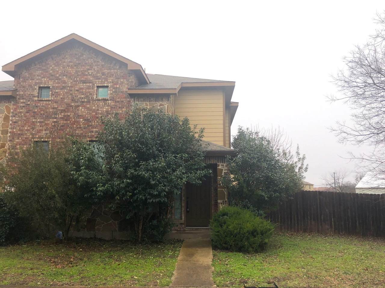 116 Holly St - Photo 1