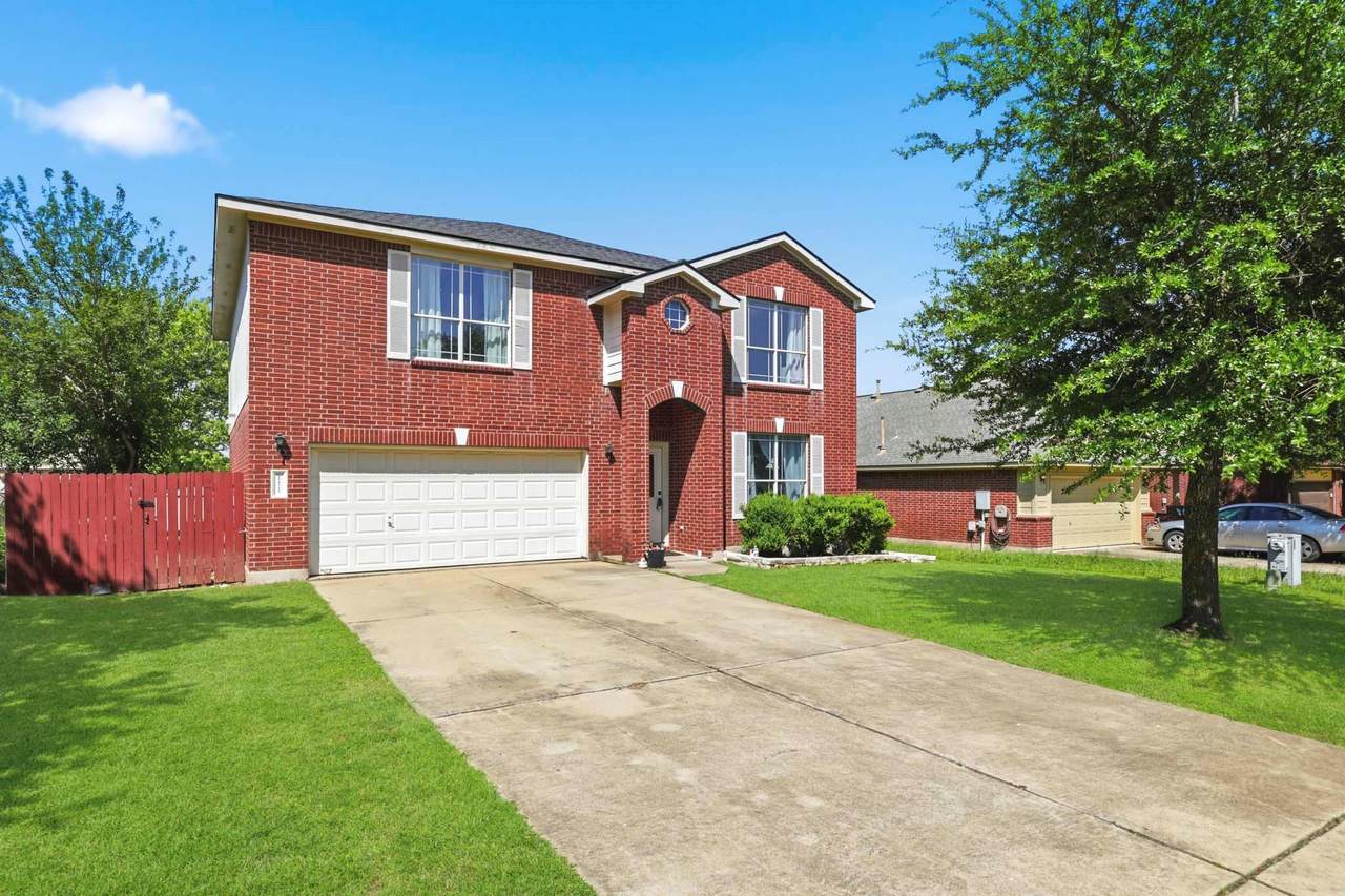 111 Brazos Ln - Photo 1