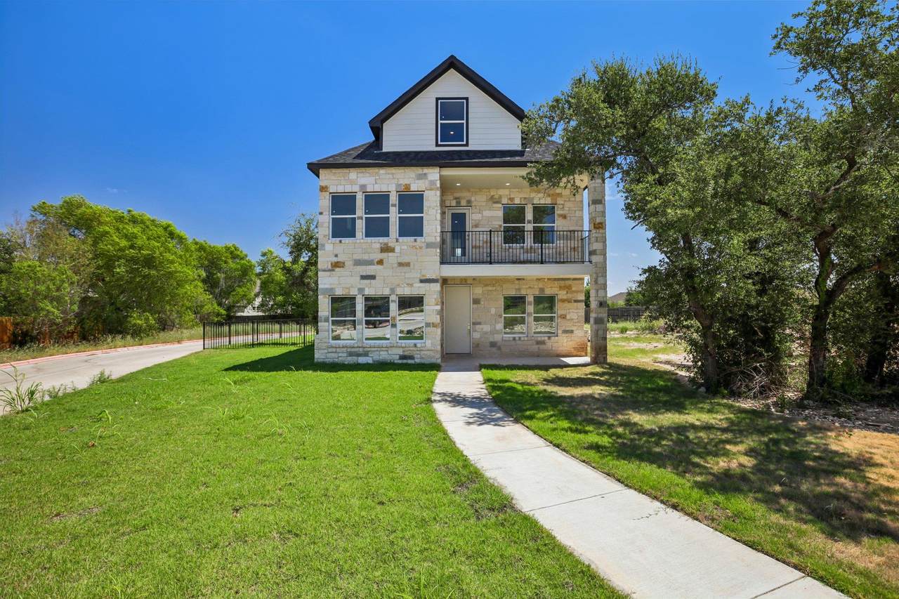 1301 Low Branch Ln - Photo 1