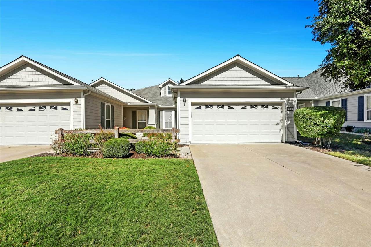 215 Bonham Loop - Photo 1