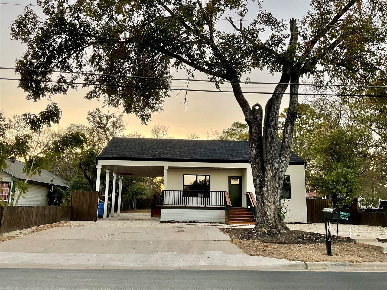 1708 Carter St - Photo 1