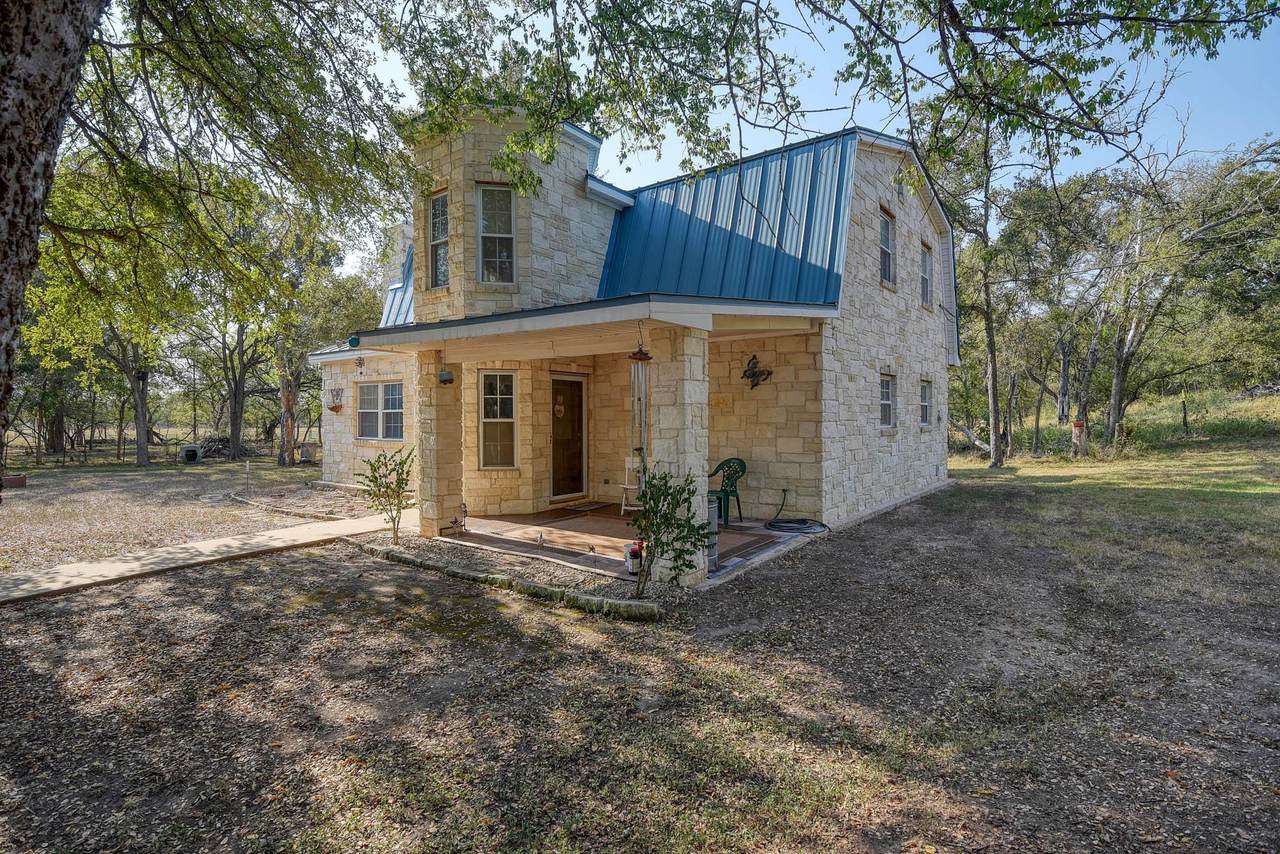 165 Thousand Oaks Dr - Photo 1