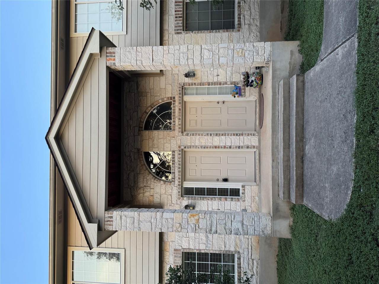 9 Deerfield Dr - Photo 1