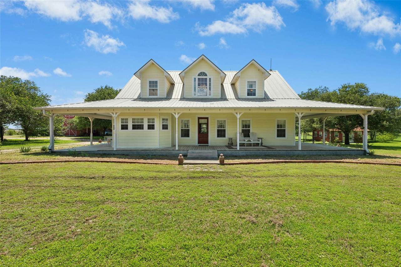 1610 County Road 463 - Photo 1