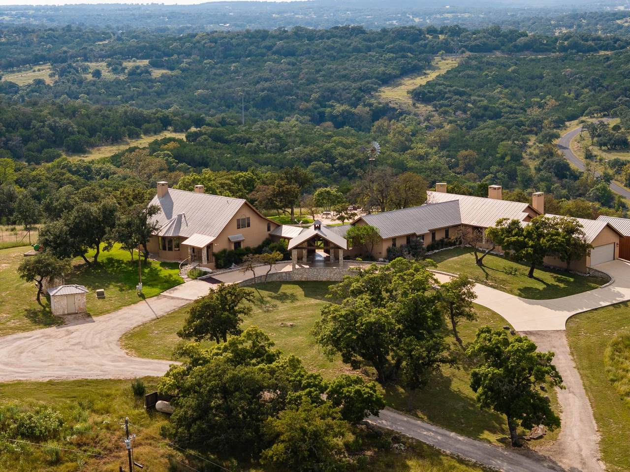 https://bt-photos.global.ssl.fastly.net/austin/1280_boomver_1_8127117-2.jpg