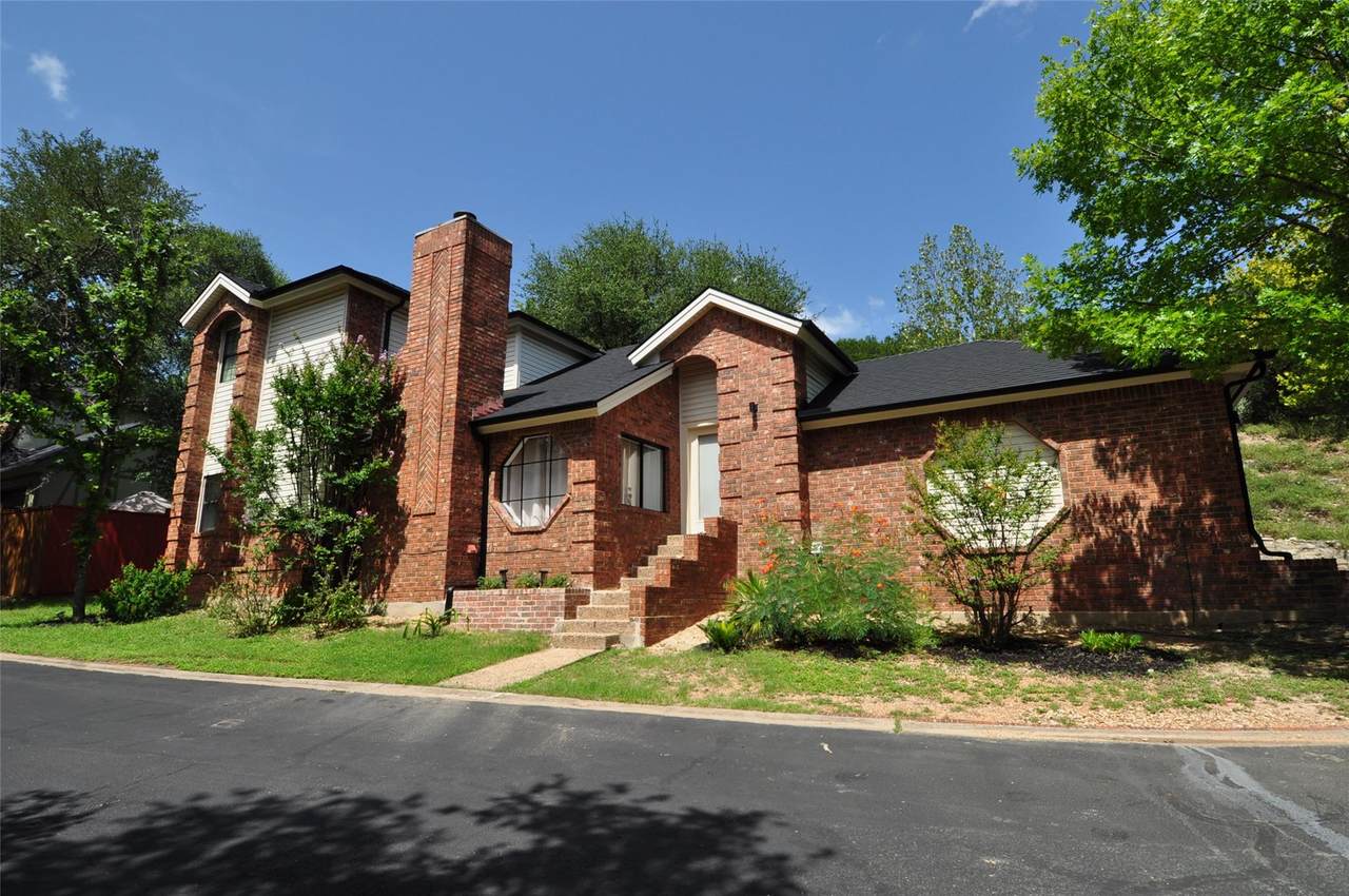 9902 Talleyran Dr - Photo 1