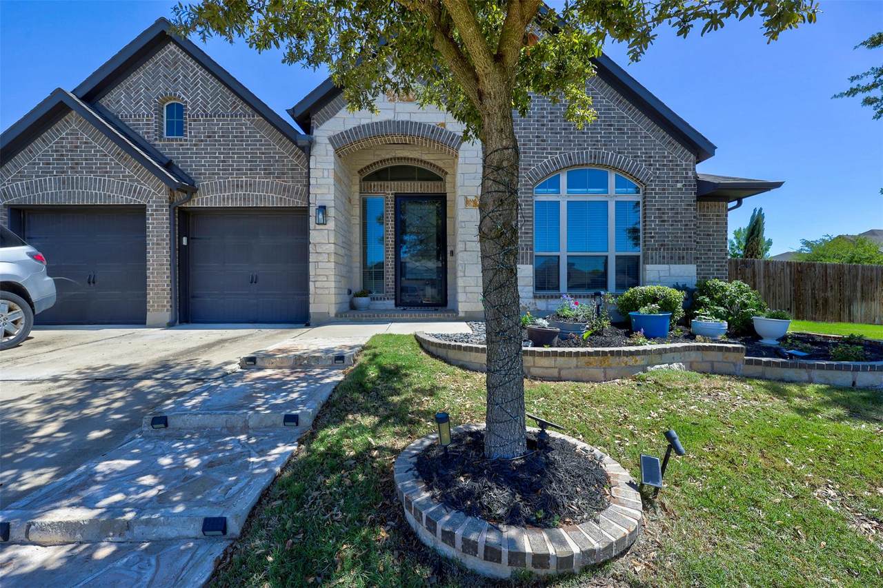 204 Durata Dr - Photo 1