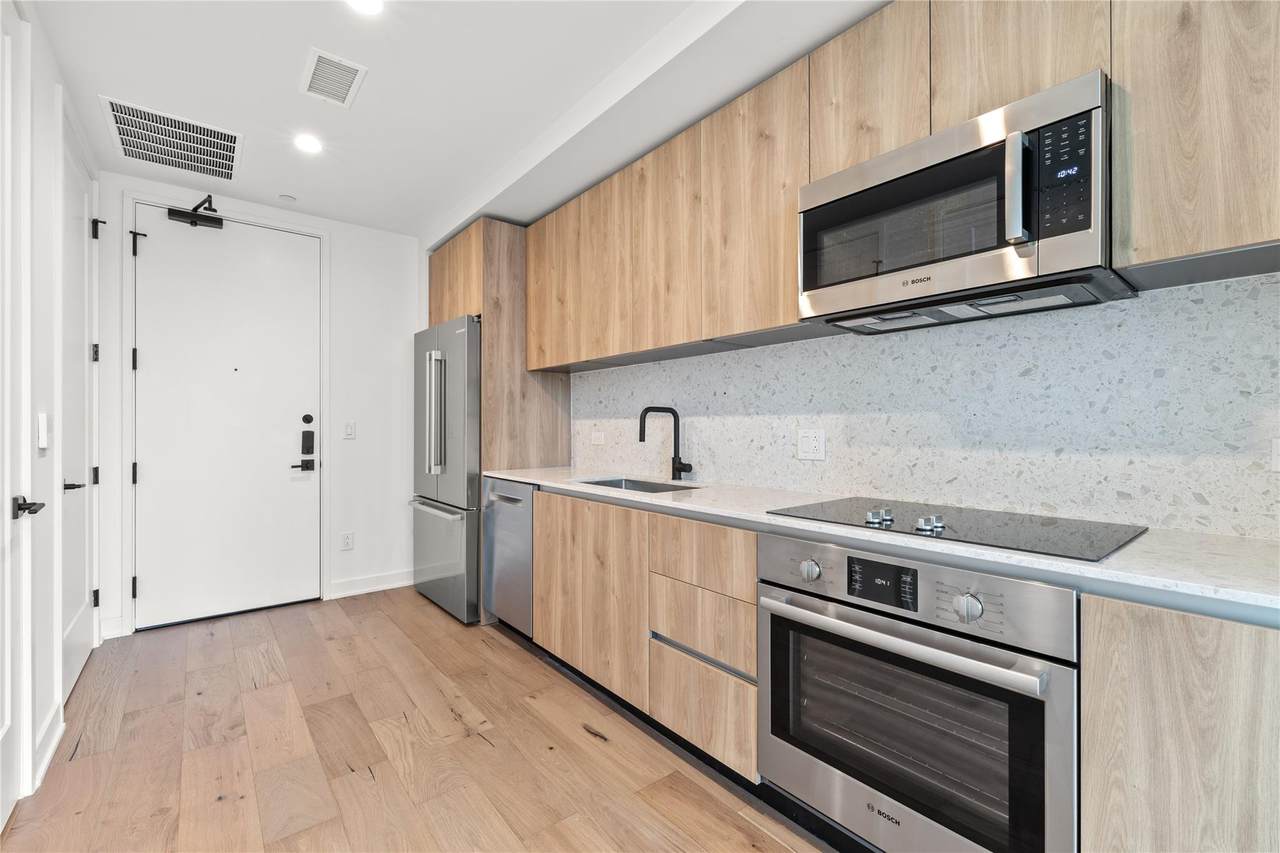 84 East Ave - Photo 1