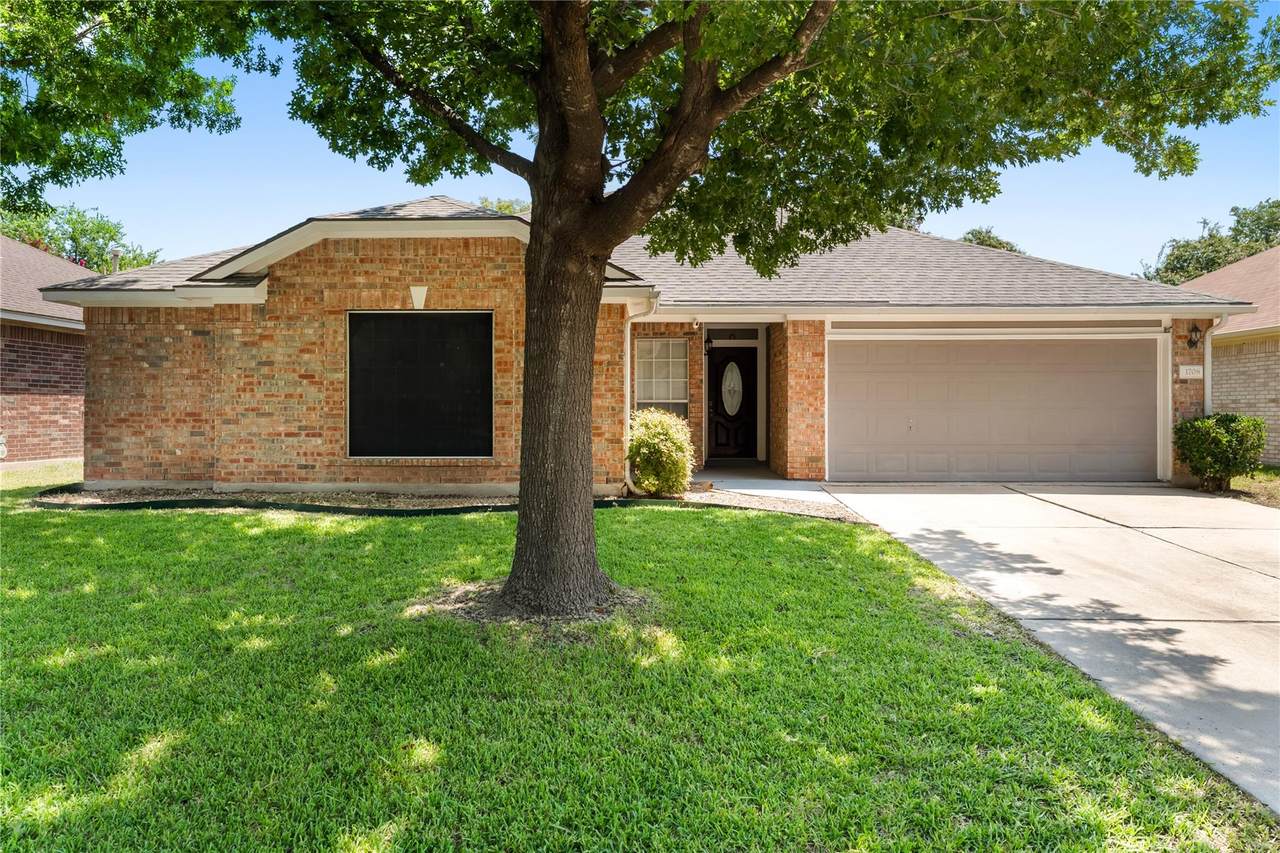 1708 Jerusalem Dr - Photo 1