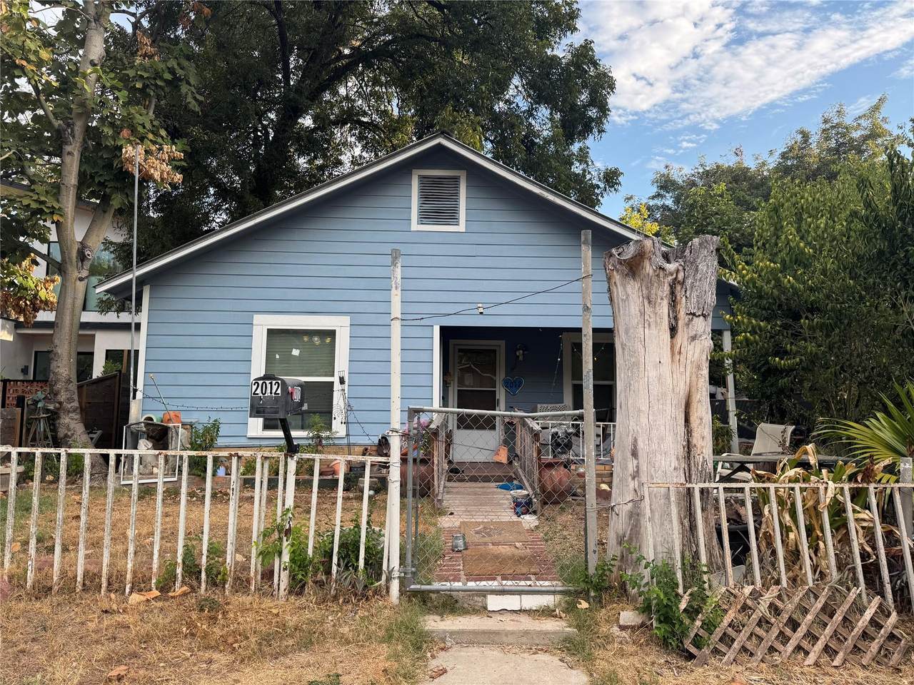 2012 Canterbury St - Photo 1