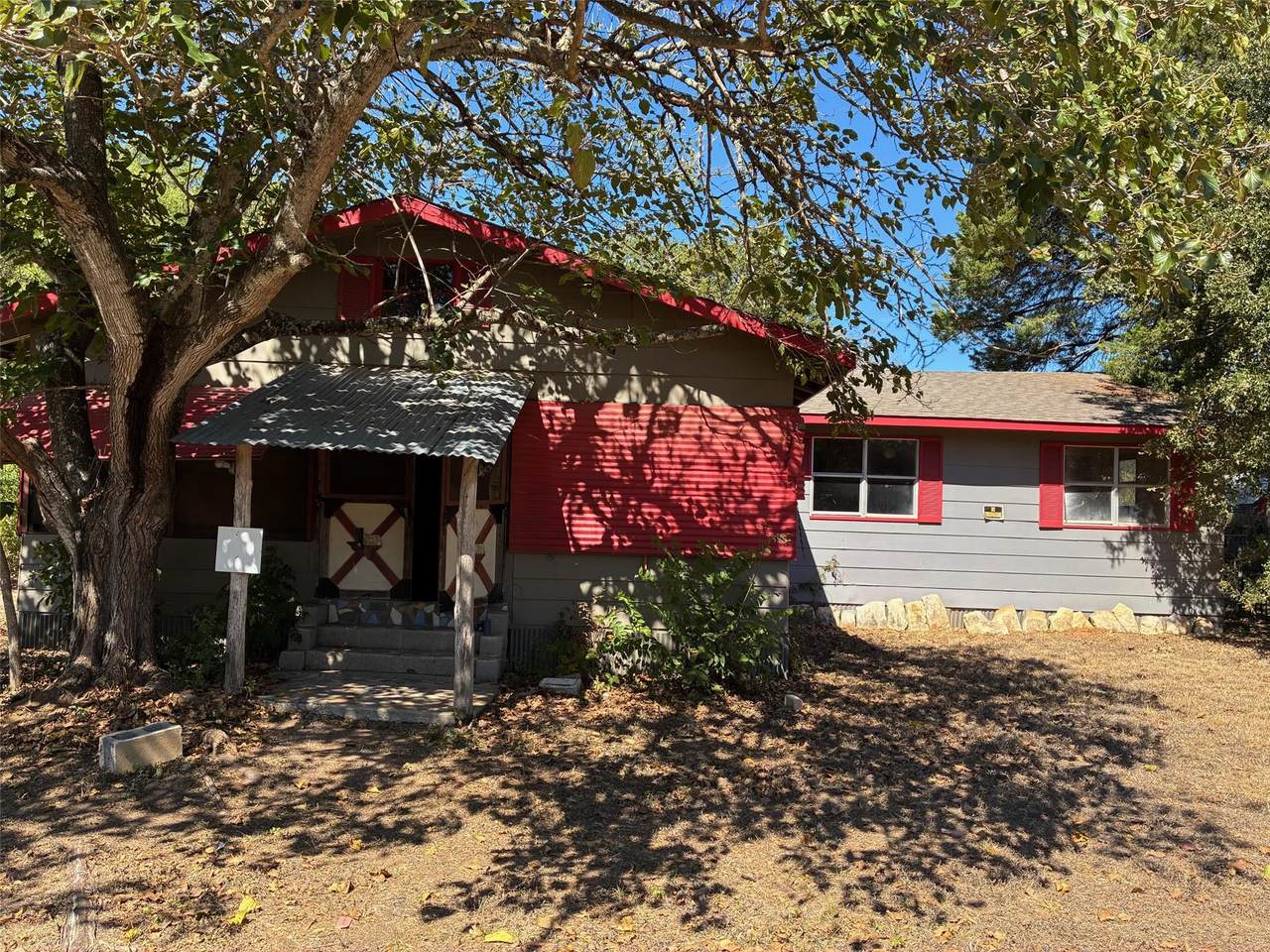 116 Flaming Oak Dr - Photo 1