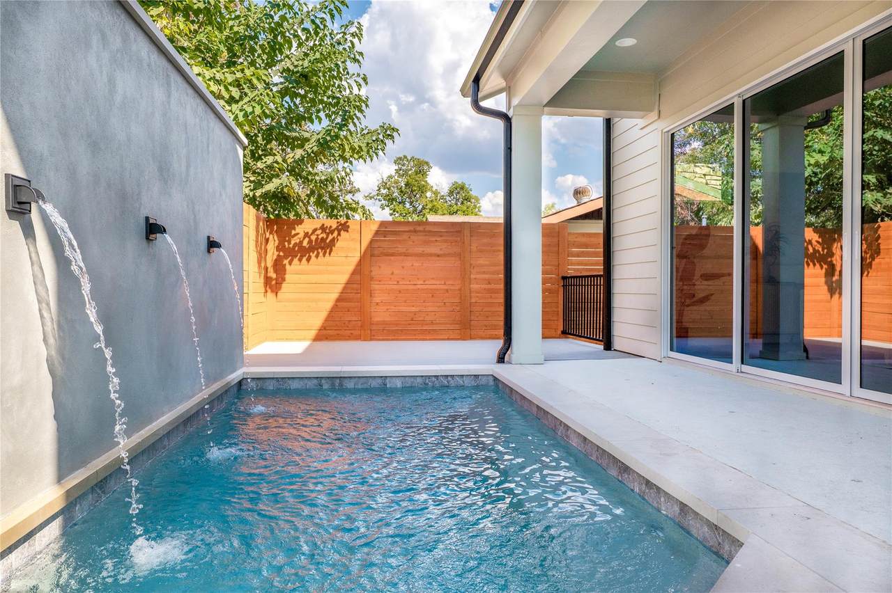 1702 Pennsylvania Ave - Photo 1