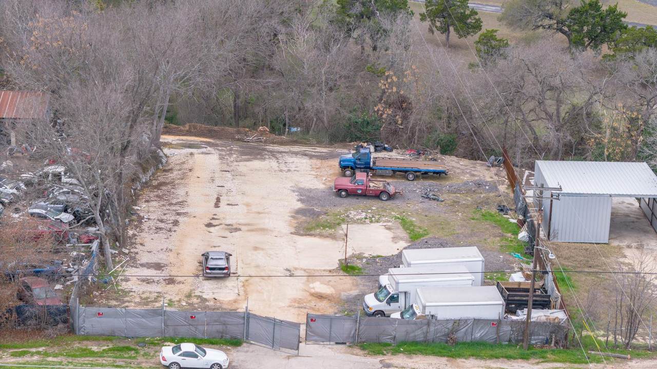 12046 Lamar Blvd - Photo 1