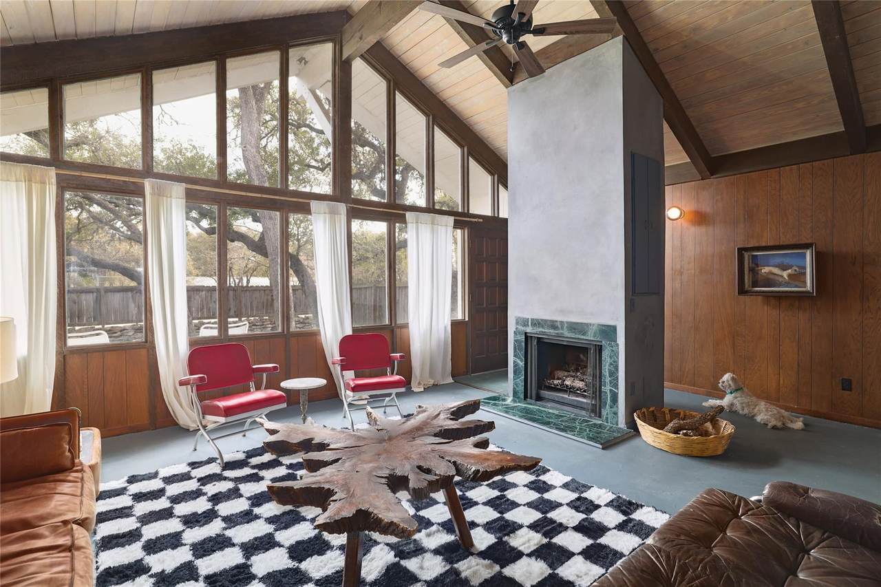 305 Reimer Ave - Photo 1