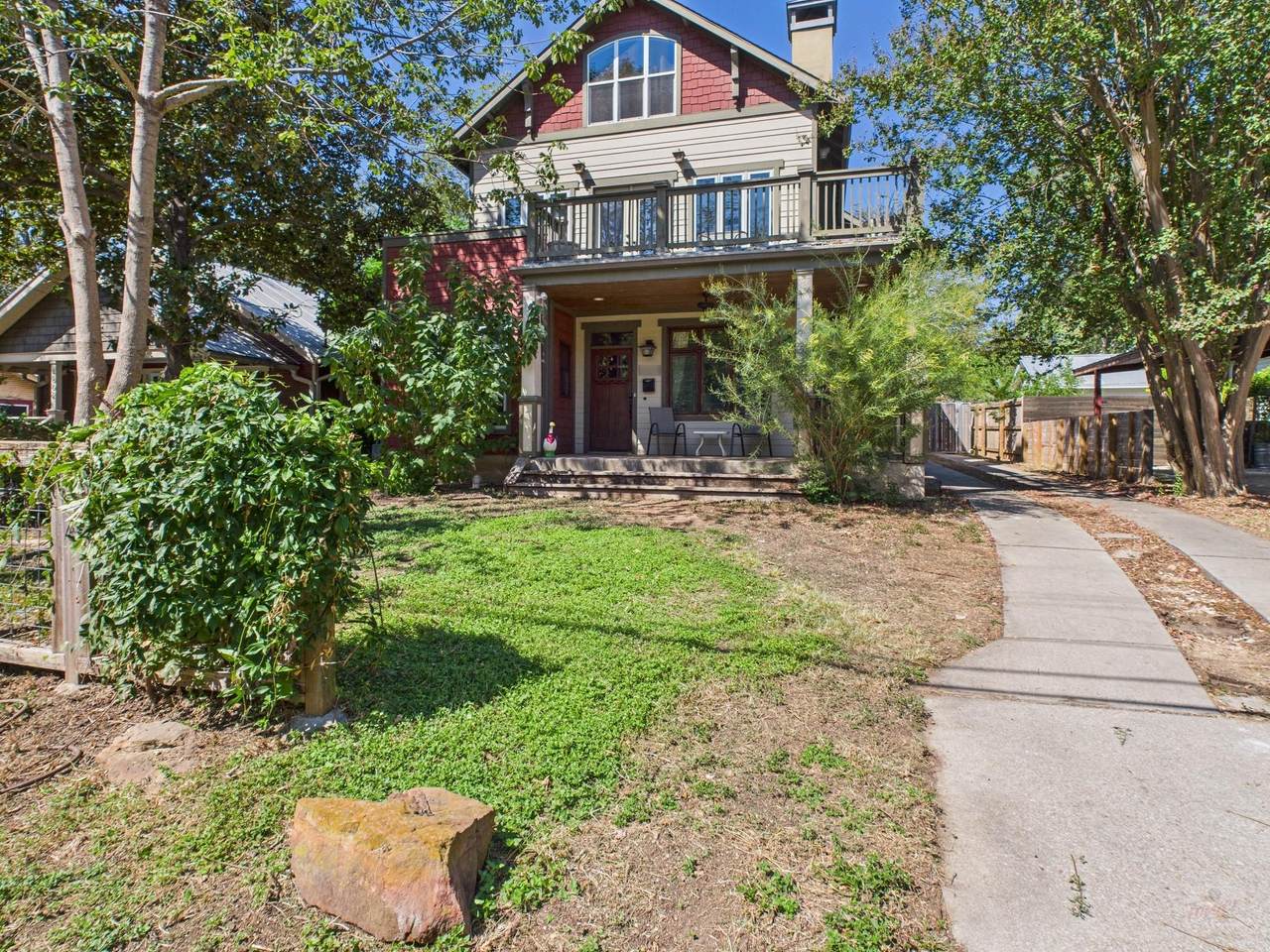 4604 Ave H Unit 2 - Photo 1