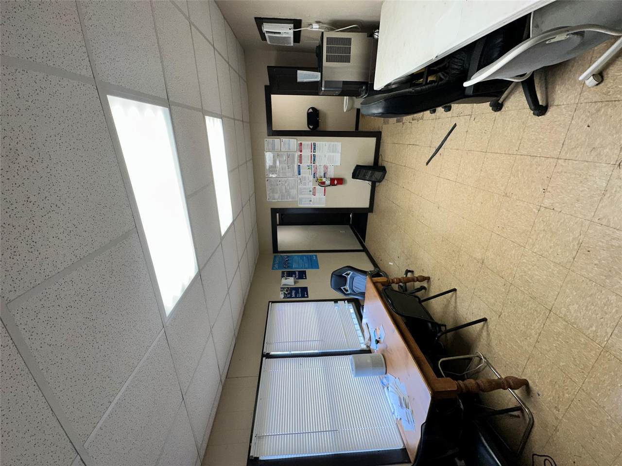 1415 Commerce St - Photo 1
