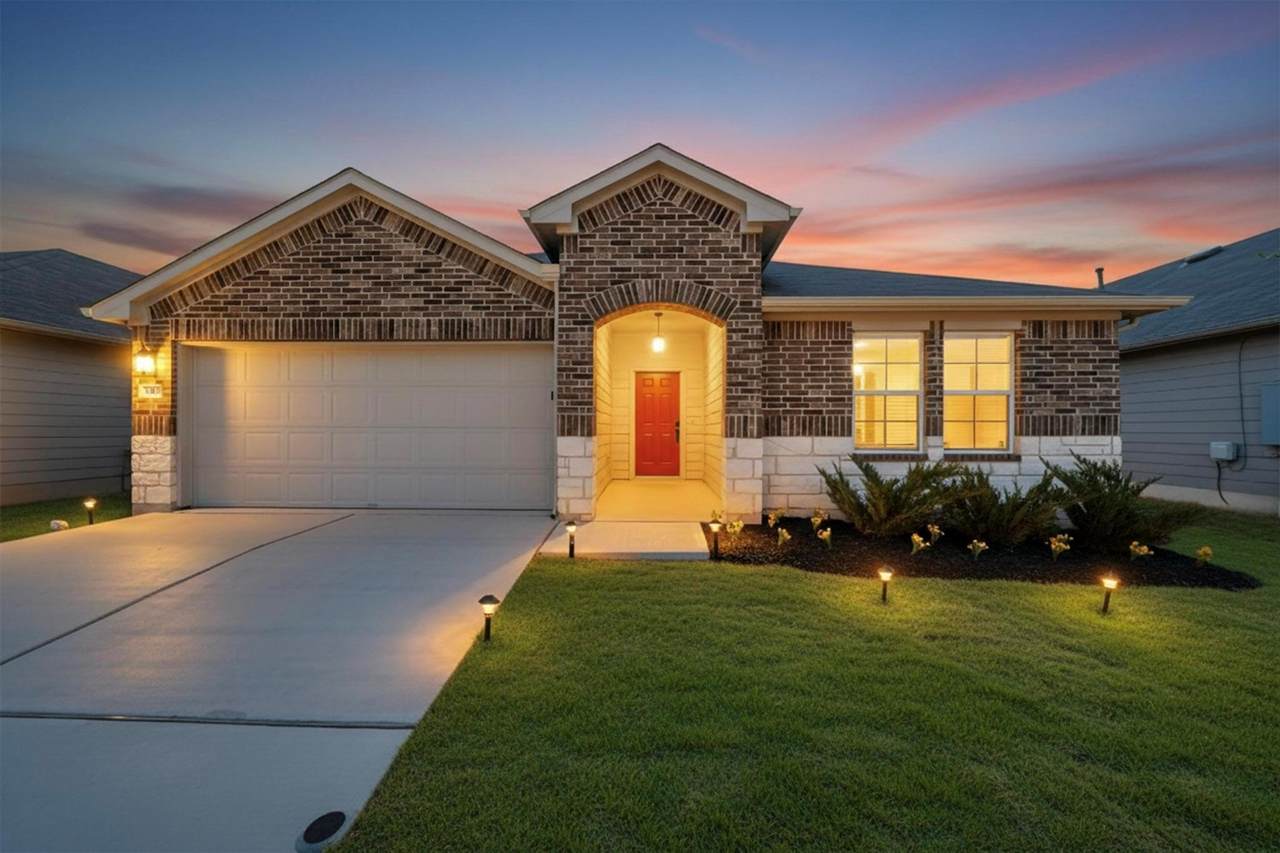 218 Sickle Loop - Photo 1