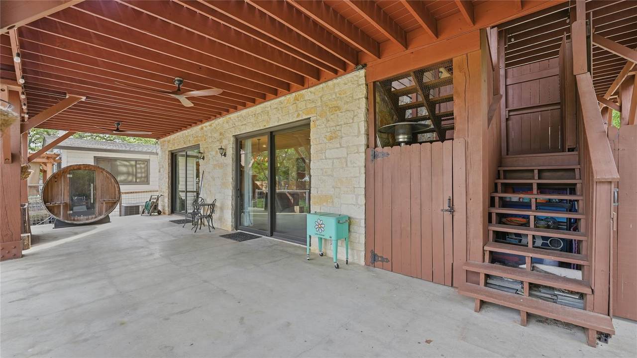 https://bt-photos.global.ssl.fastly.net/austin/1280_boomver_1_8336249-2.jpg