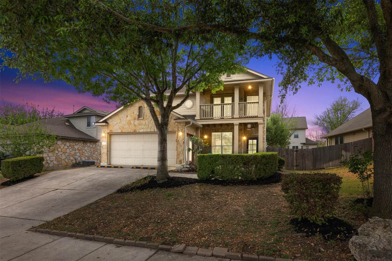 1072 Four Seasons Farm Dr - Photo 1