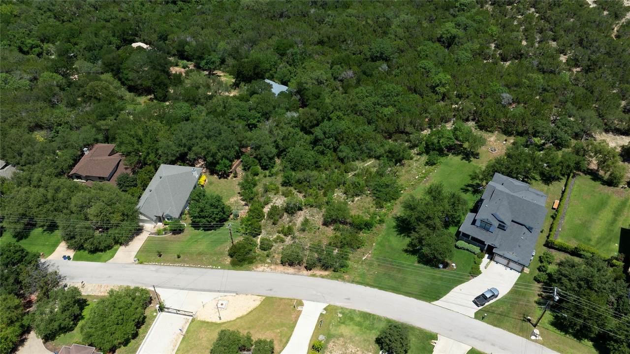 13700 Montview Dr - Photo 1