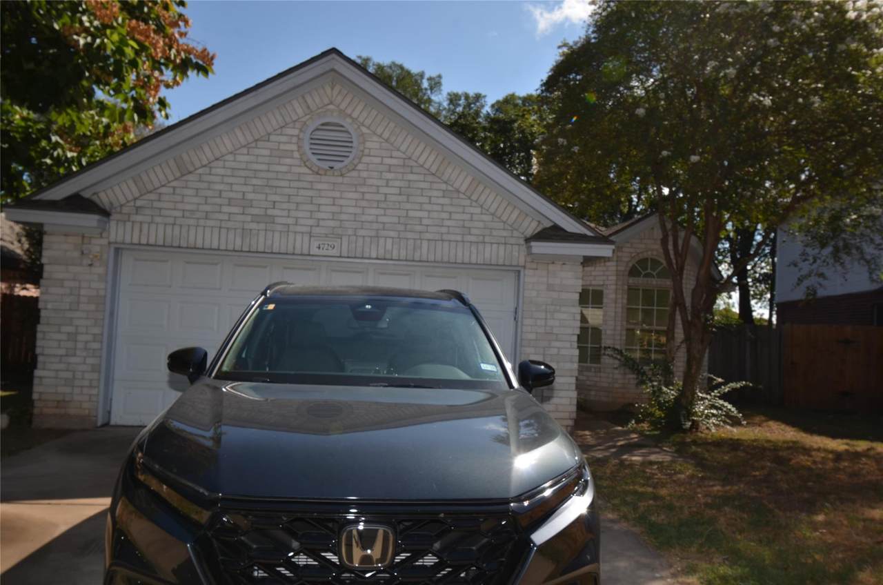 4729 Castleman Dr - Photo 1