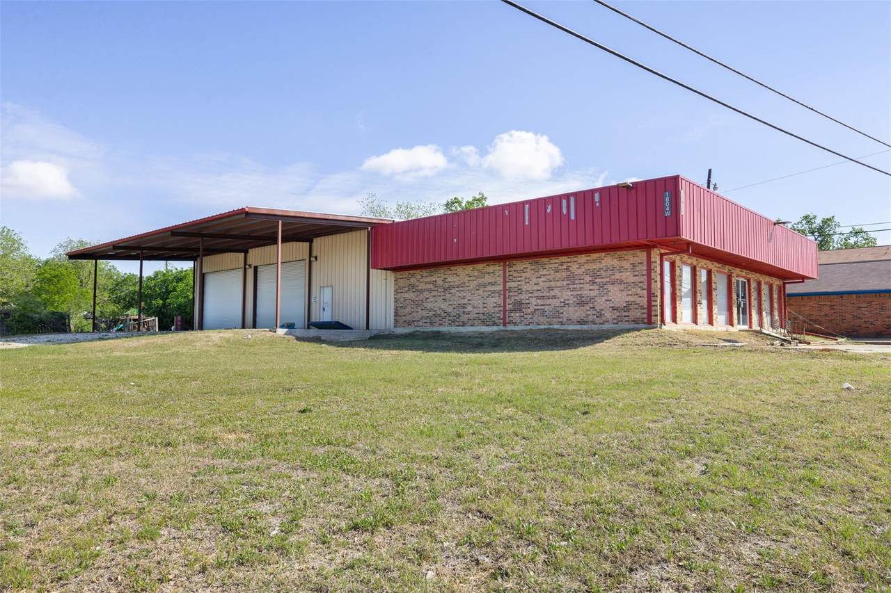 1804 Cameron Ave - Photo 1