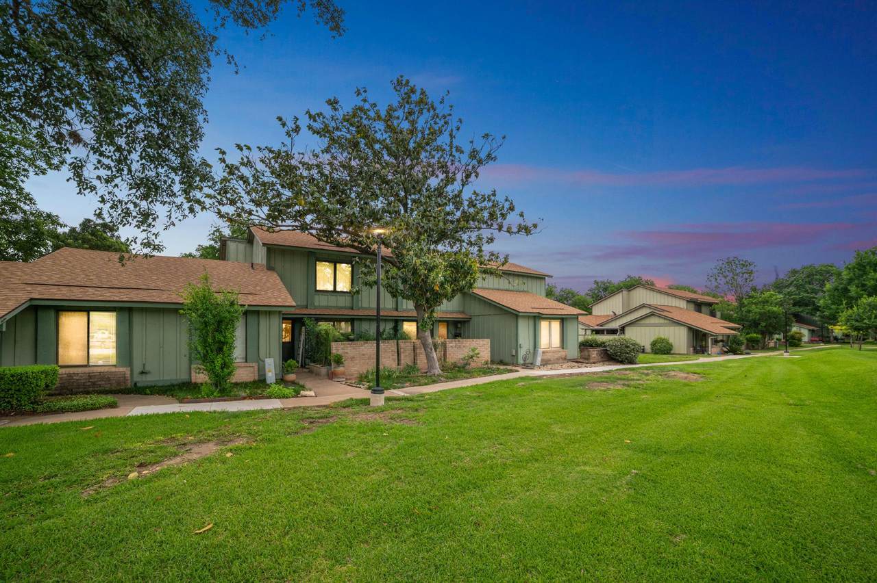 5007 Fort Clark Dr - Photo 1