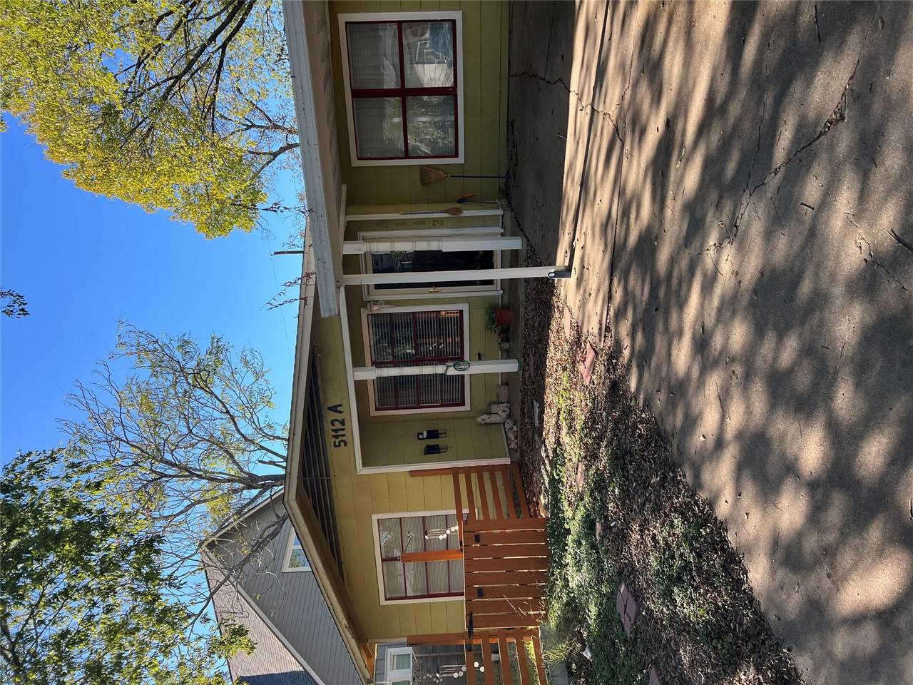 5112 Martin Ave - Photo 1