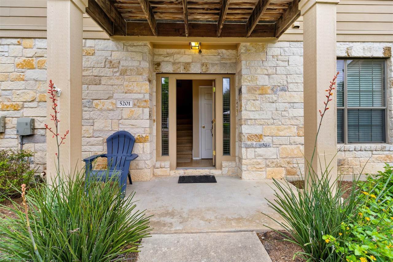 9201 Brodie Ln - Photo 1