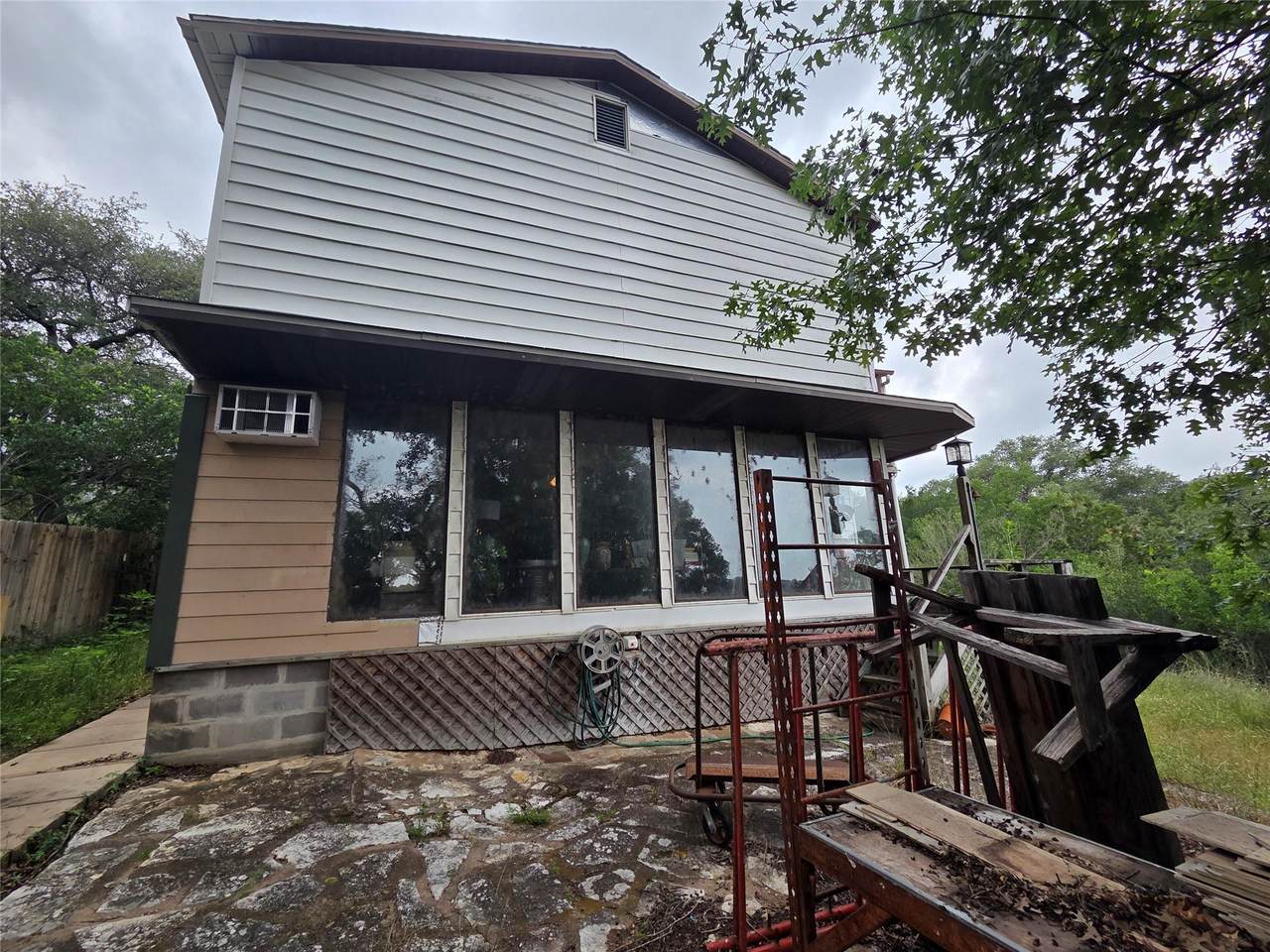 25408 Cove Dr - Photo 1