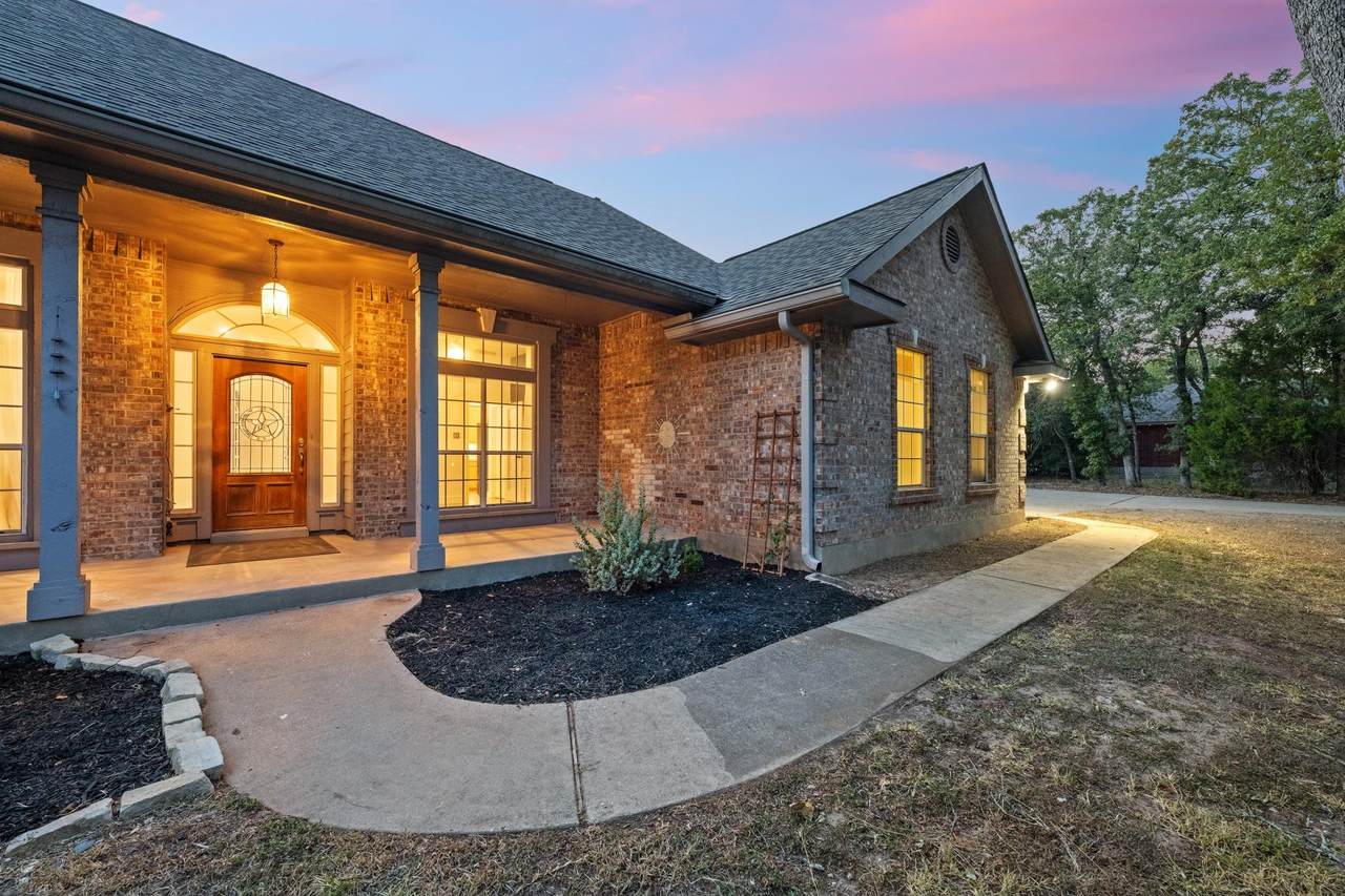 182 Elm Wood Dr - Photo 1