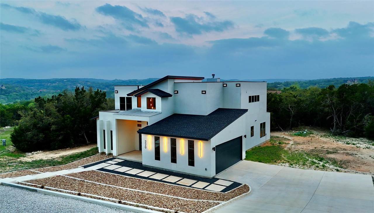220 Sendera Way - Photo 1
