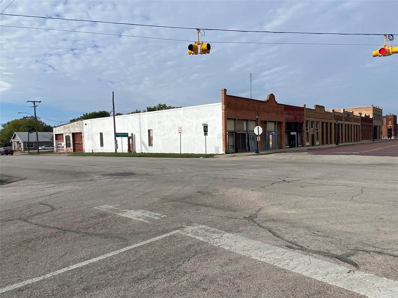 239 Clark St - Photo 1