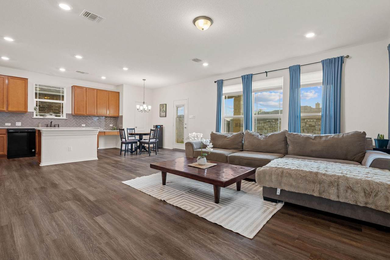 209 Sage Derby Dr - Photo 1