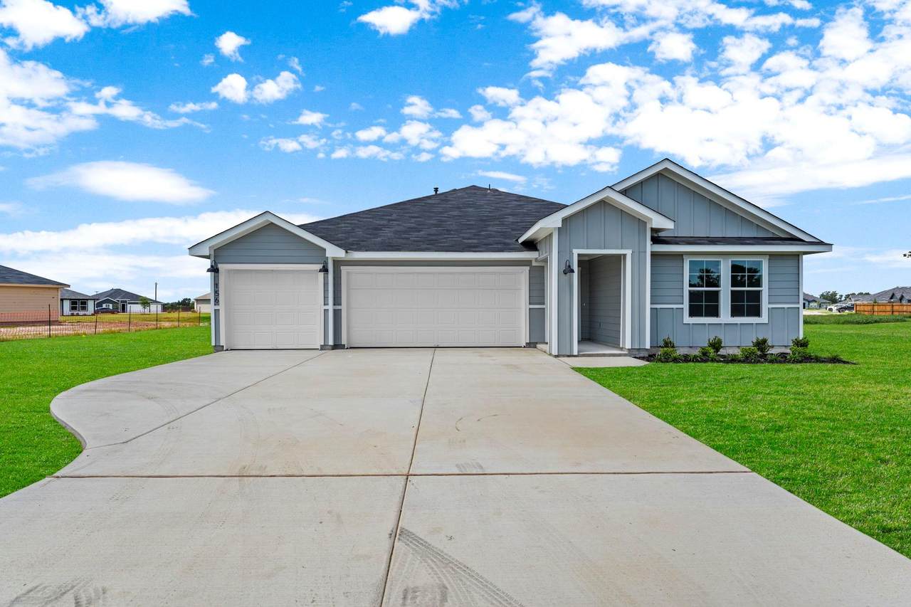 156 Great Northern Dr - Photo 1