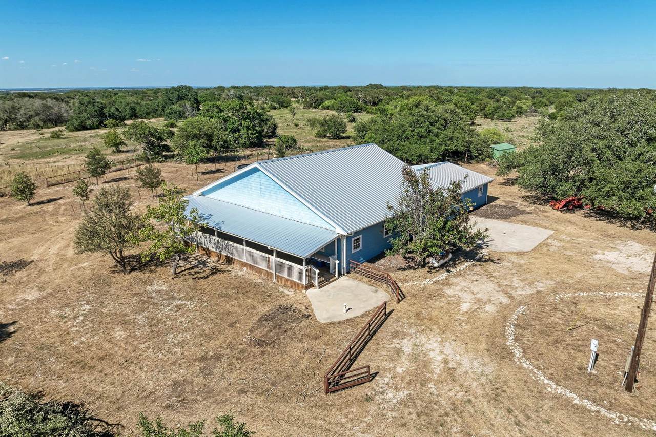 2812 County Road 205 - Photo 1