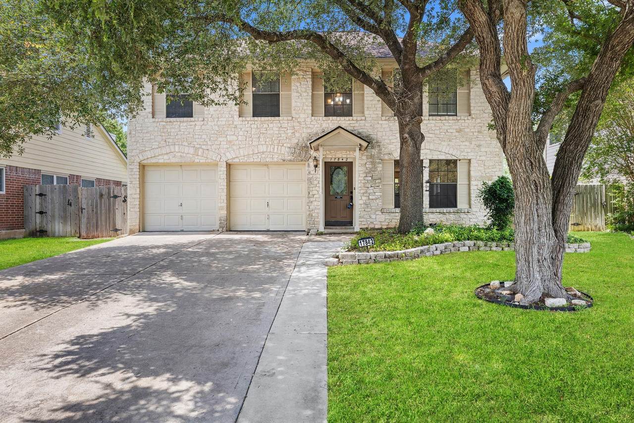 17842 Park Valley Dr - Photo 1