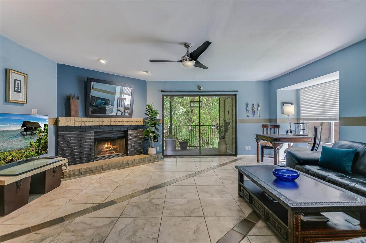 1135 Barton Hills Dr - Photo 1