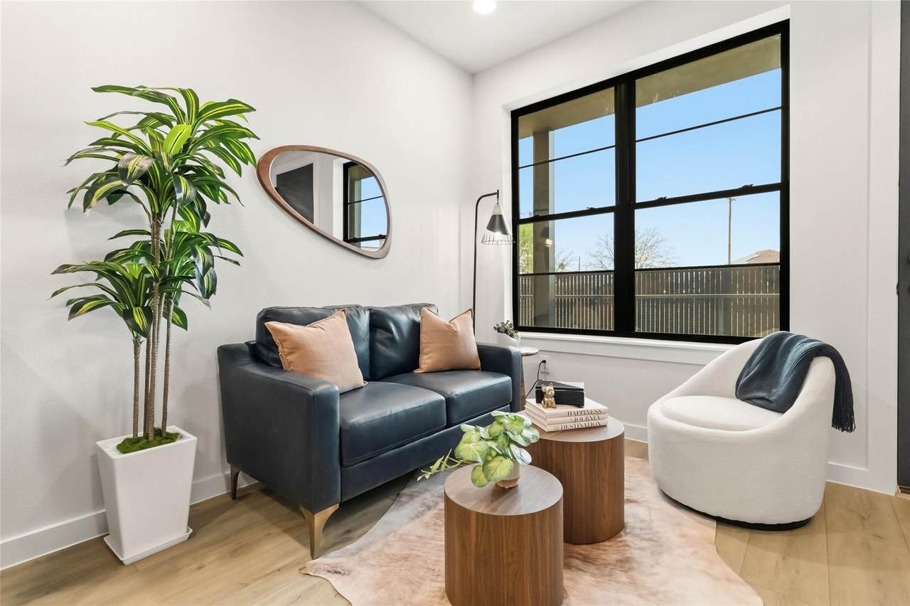 https://bt-photos.global.ssl.fastly.net/austin/1280_boomver_1_8605291-2.jpg