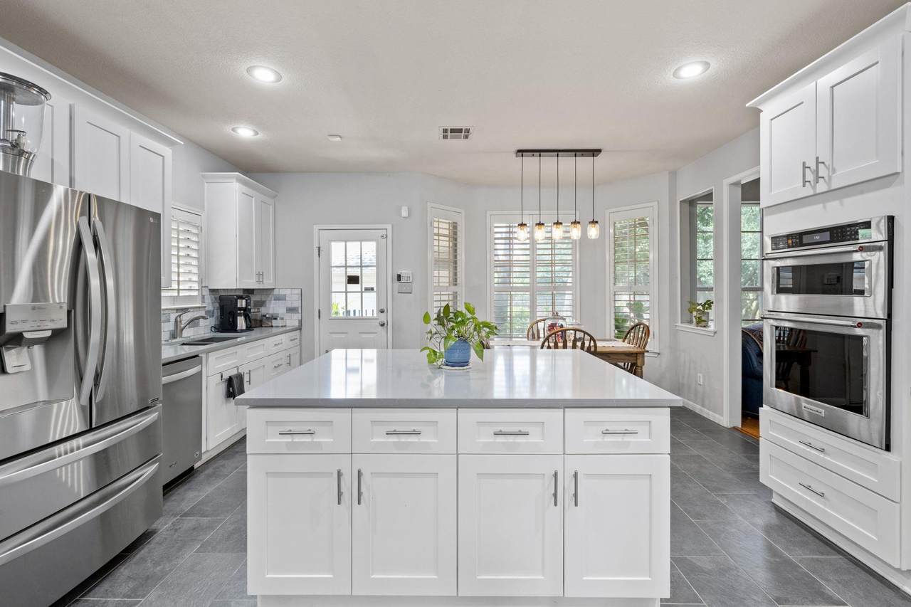 6804 Robert Dixon Dr - Photo 1