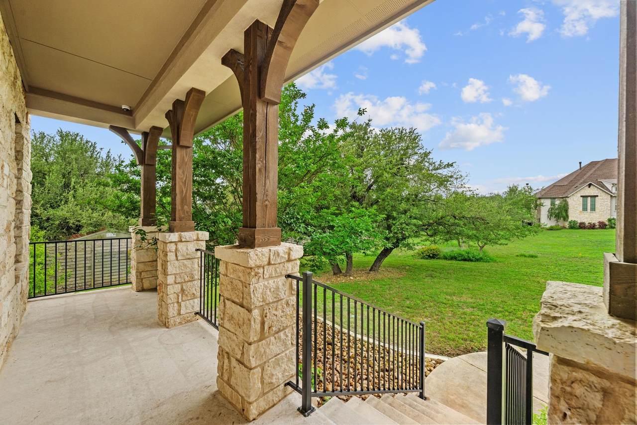 https://bt-photos.global.ssl.fastly.net/austin/1280_boomver_1_8645507-2.jpg