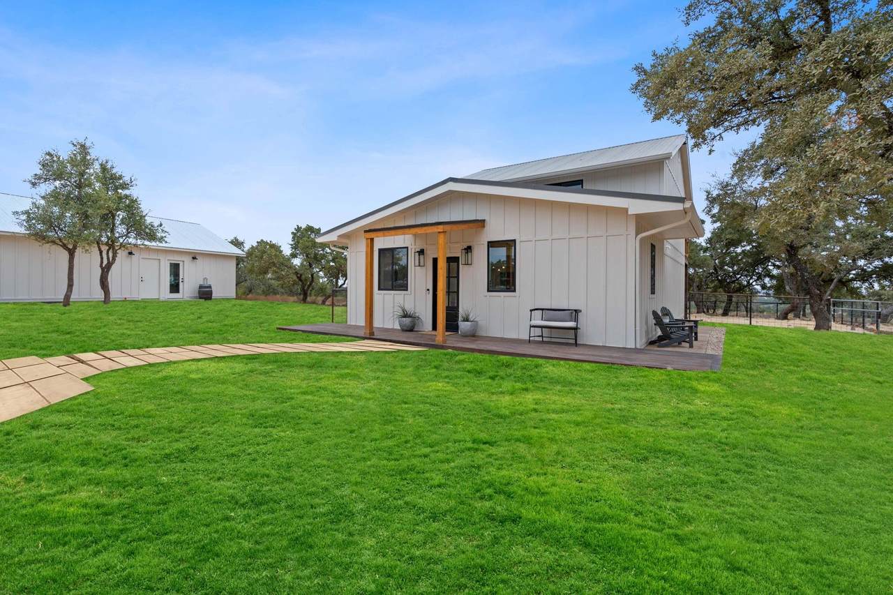 680 Oak Forest Dr - Photo 1