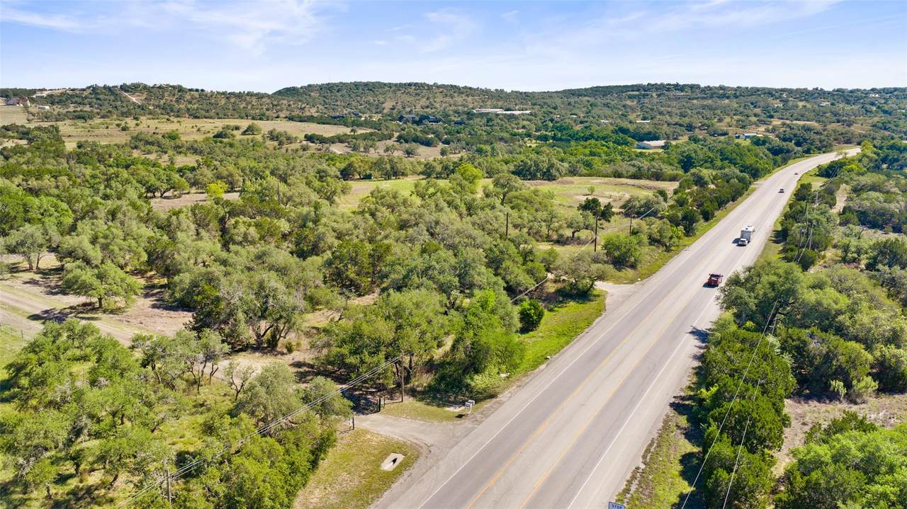 6590 Us 290 - Photo 1