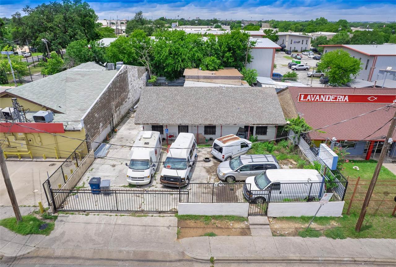 8212 Georgian Dr - Photo 1