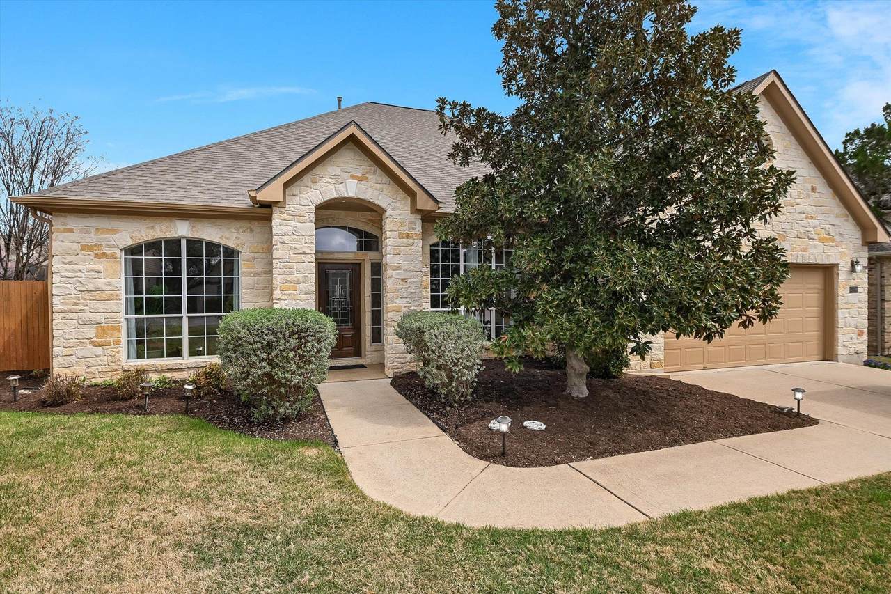 221 Abbey Dr - Photo 1